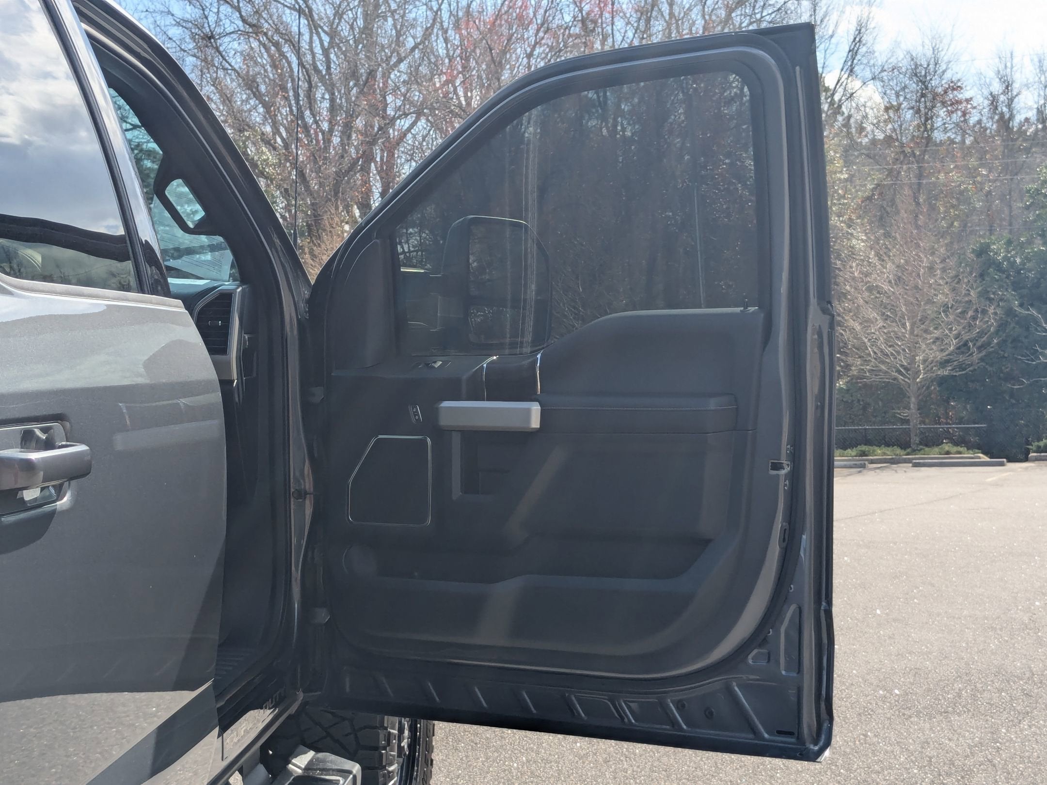 2022 Ford Super Duty F-250 SRW LARIAT