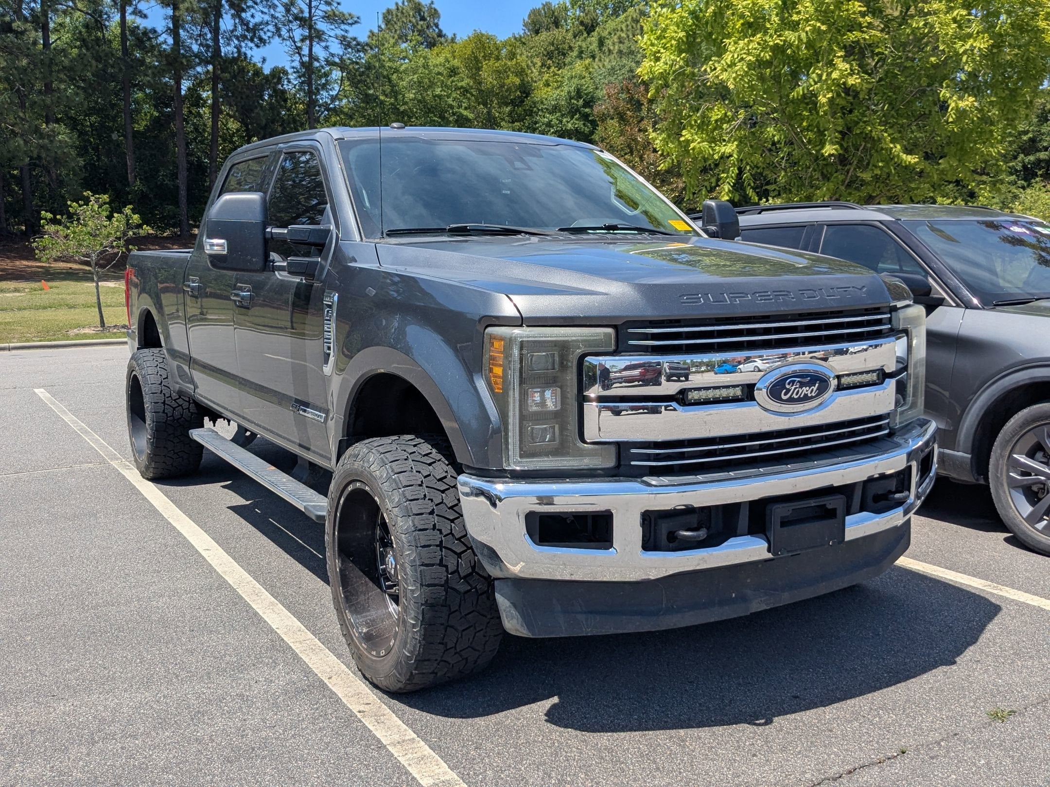 2017 Ford Super Duty F-250 SRW Lariat