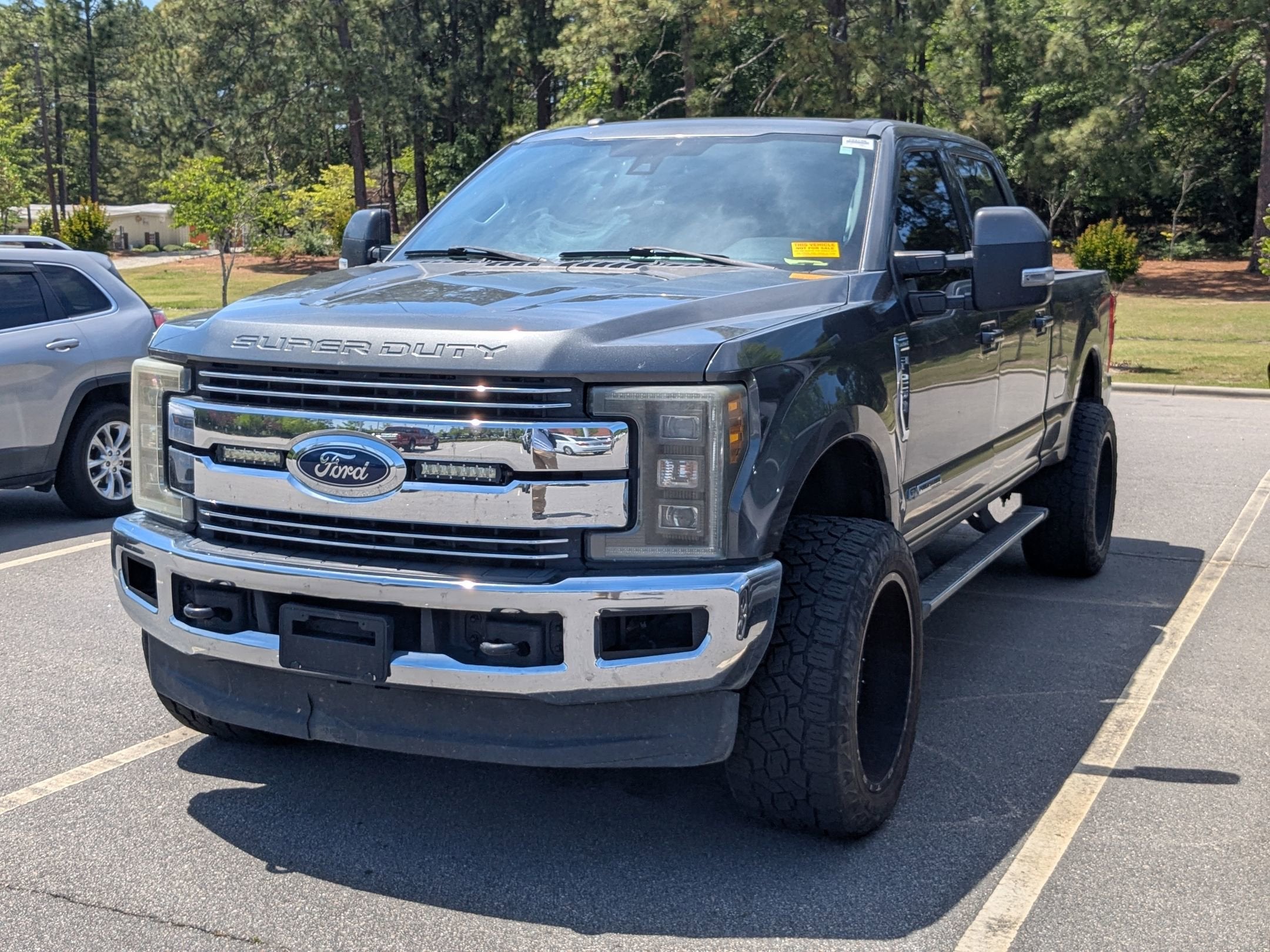 2017 Ford Super Duty F-250 SRW Lariat