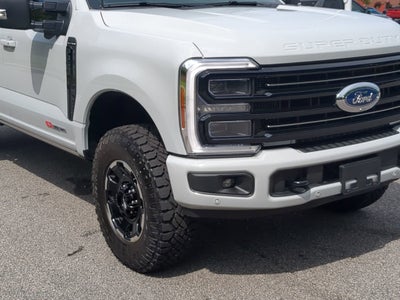 2026 Ford Super Duty F-350 SRW Platinum