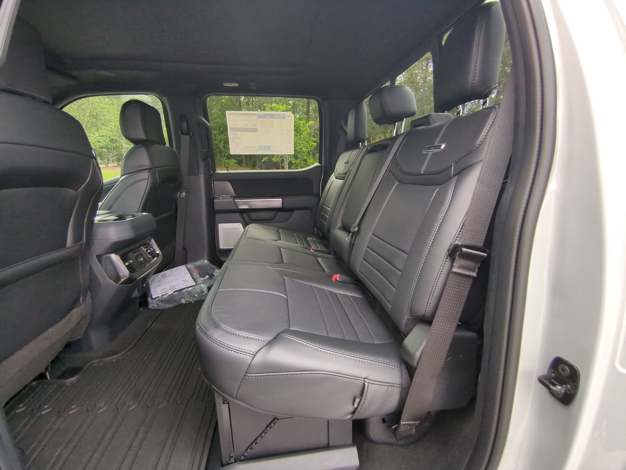 2026 Ford Super Duty F-350 SRW Platinum