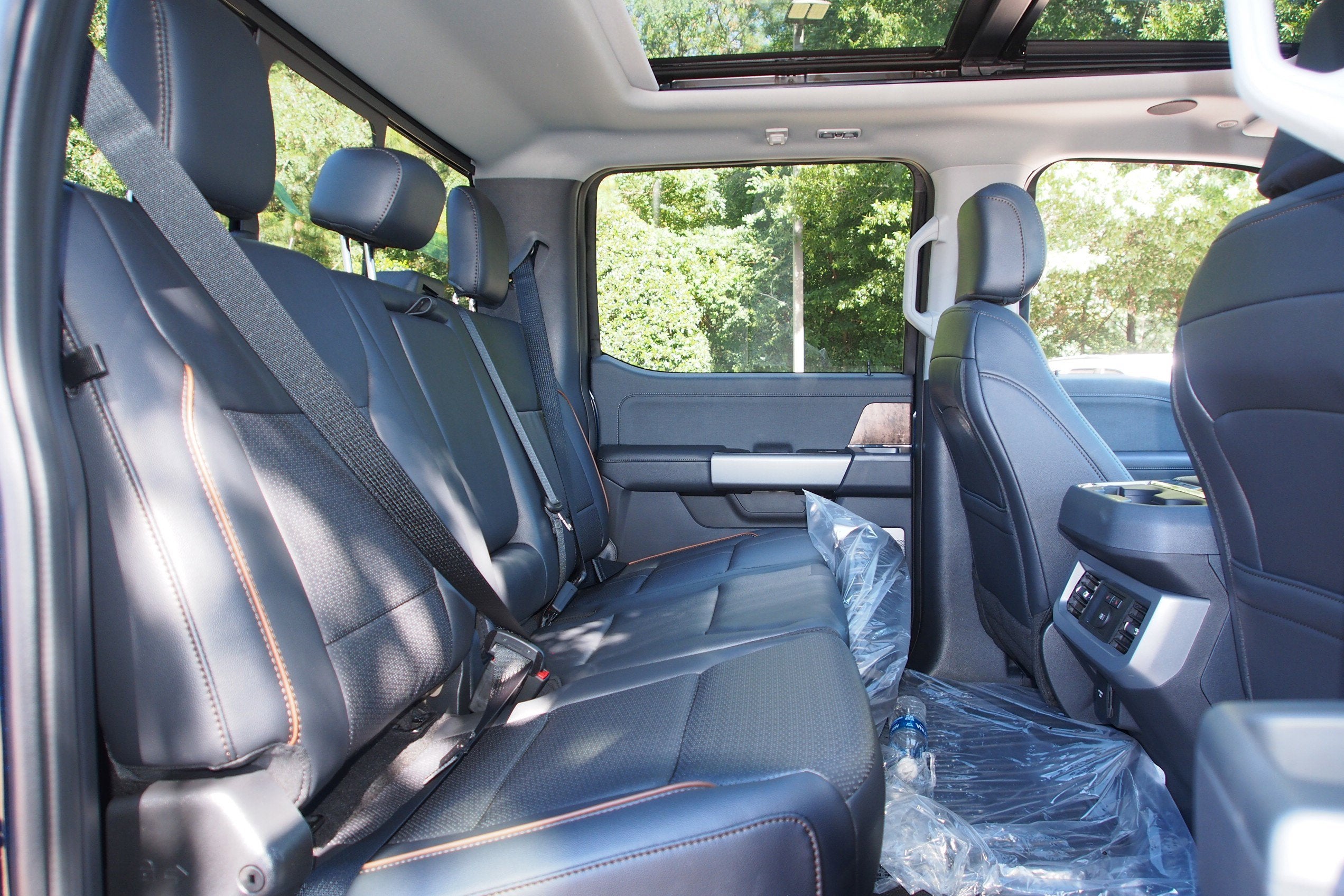 2025 Ford Super Duty F-350 SRW LARIAT