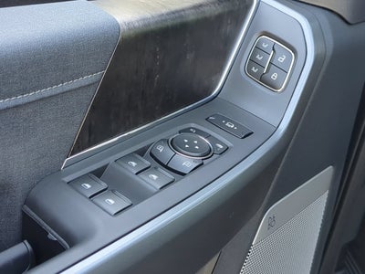 2027 Ford Super Duty F-350 SRW LARIAT
