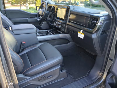 2027 Ford Super Duty F-350 SRW LARIAT