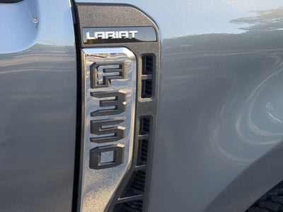 2027 Ford Super Duty F-350 SRW LARIAT