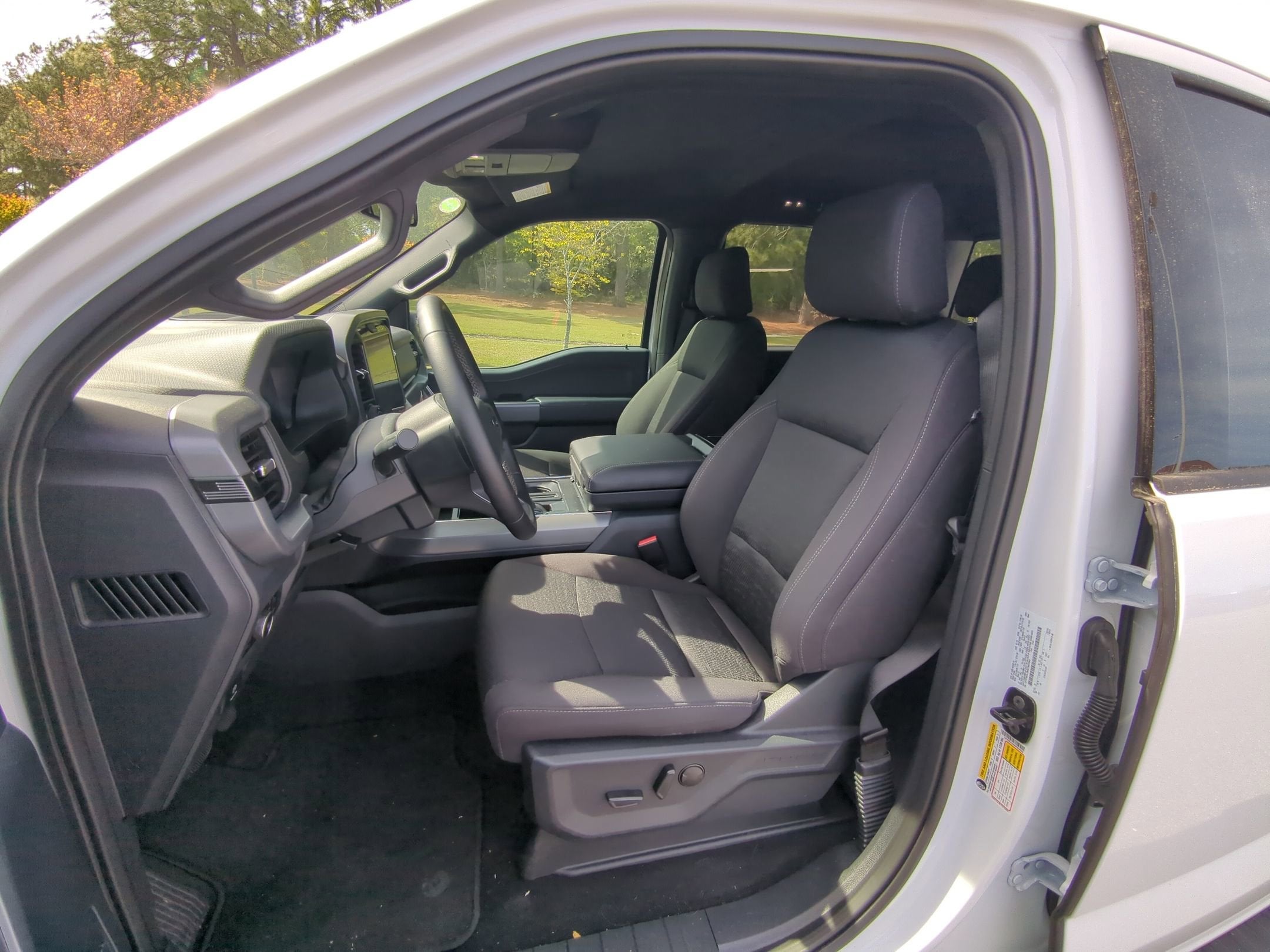 2025 Ford F-150 XLT - Crossroads Courtesy Demo