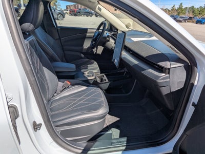 2023 Ford Mustang Mach-E California Route 1