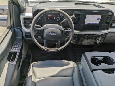 2025 Ford Super Duty F-350 DRW XL