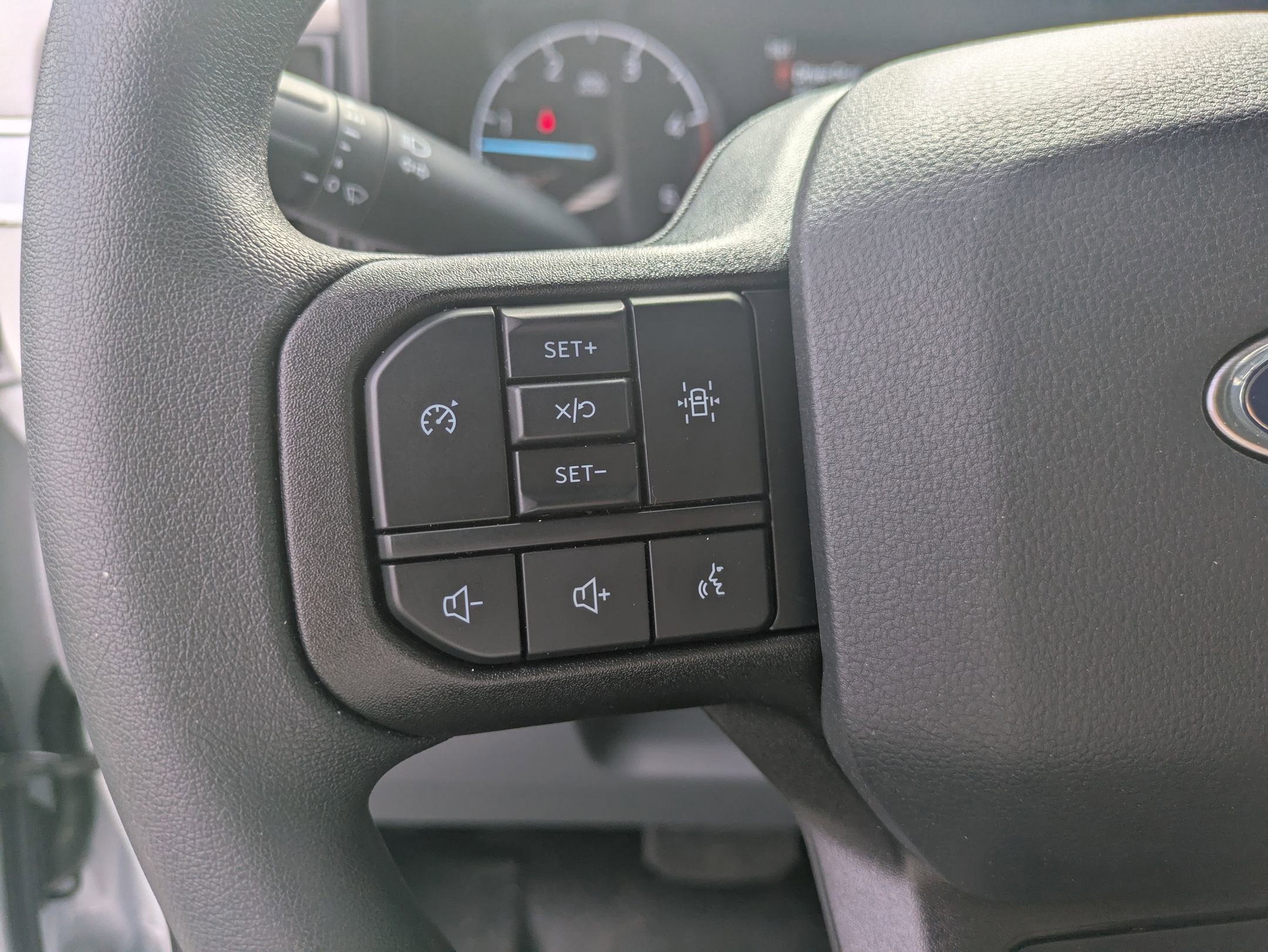 2025 Ford Super Duty F-350 DRW XL