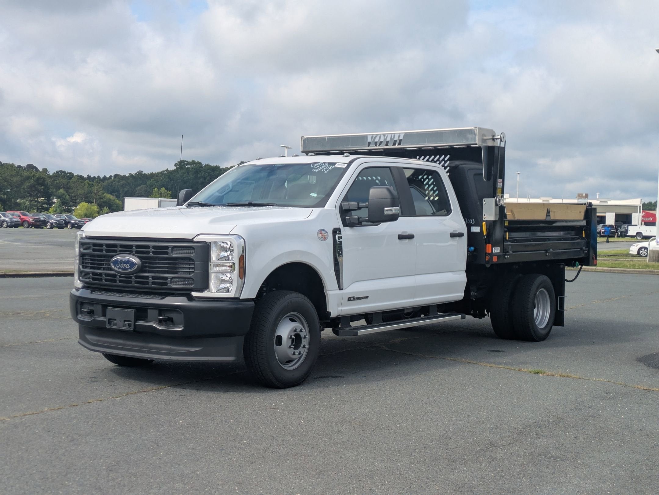 2025 Ford Super Duty F-350 DRW XL