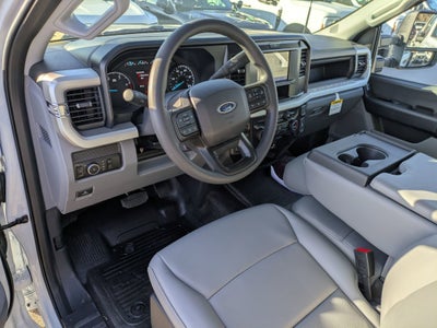 2026 Ford Super Duty F-350 DRW XL