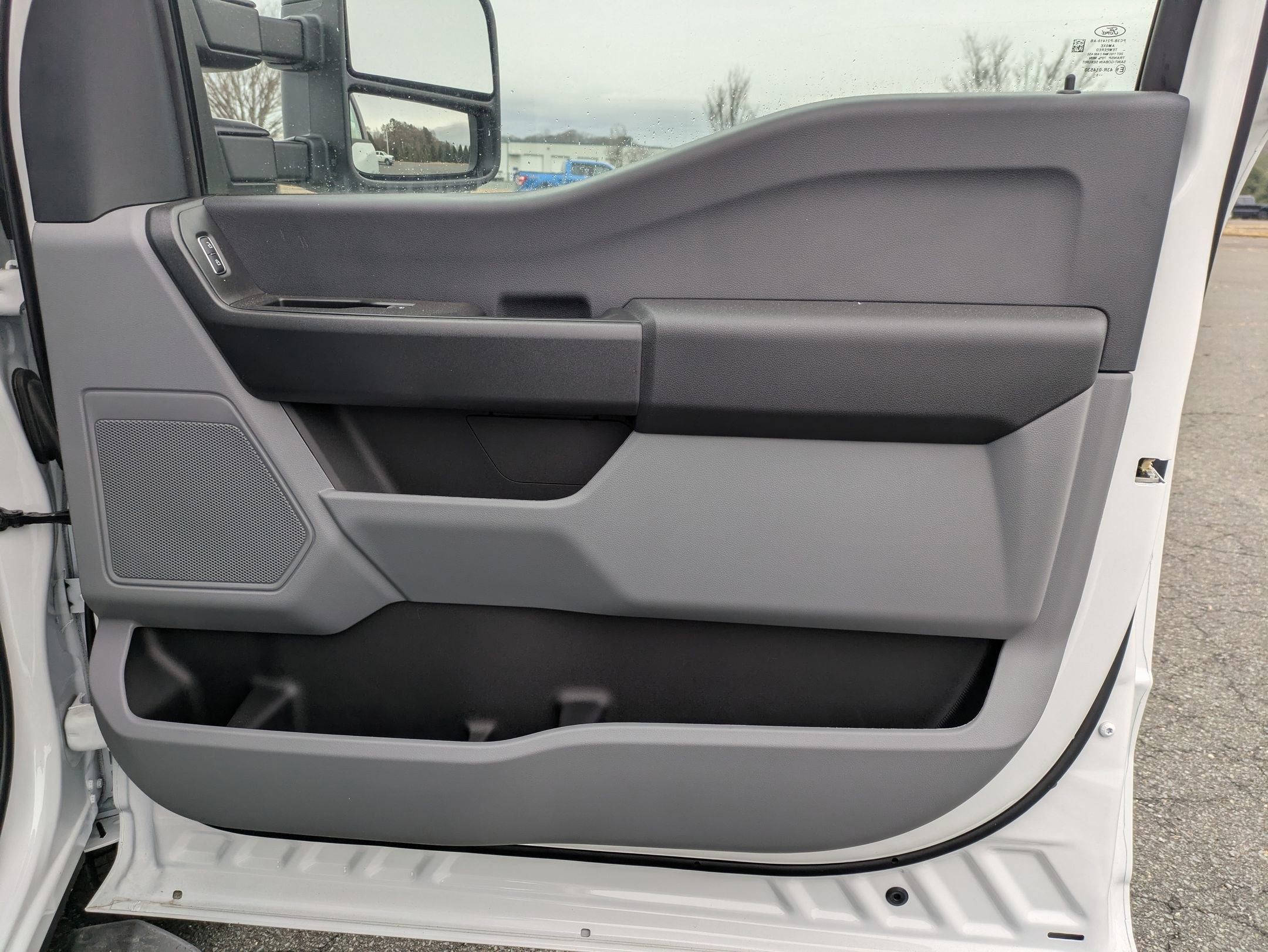 2025 Ford Super Duty F-350 SRW XL