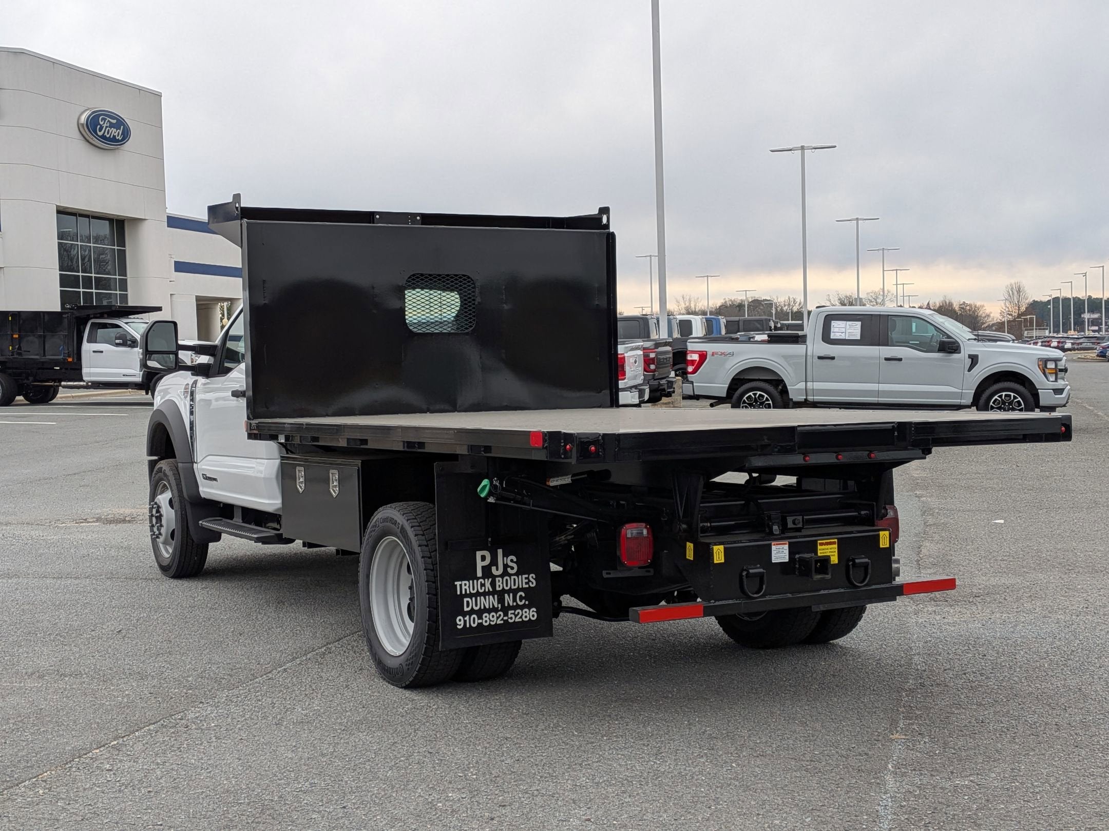 2026 Ford Super Duty F-350 DRW XL