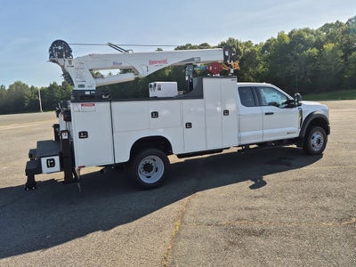 2026 Ford Super Duty F-550 DRW XLT