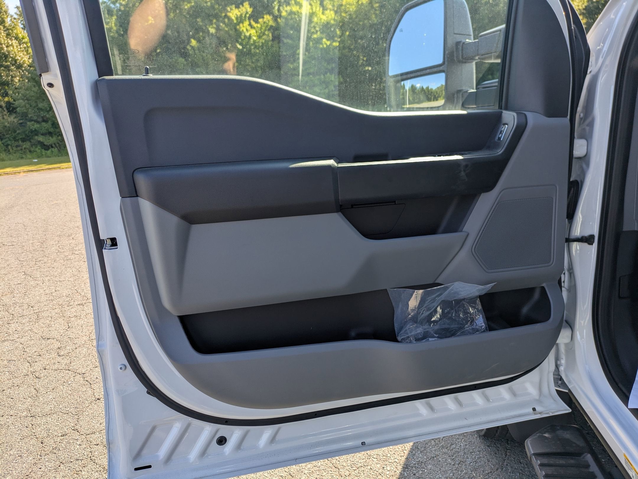 2025 Ford Super Duty F-550 DRW XL 12ft Flatbed