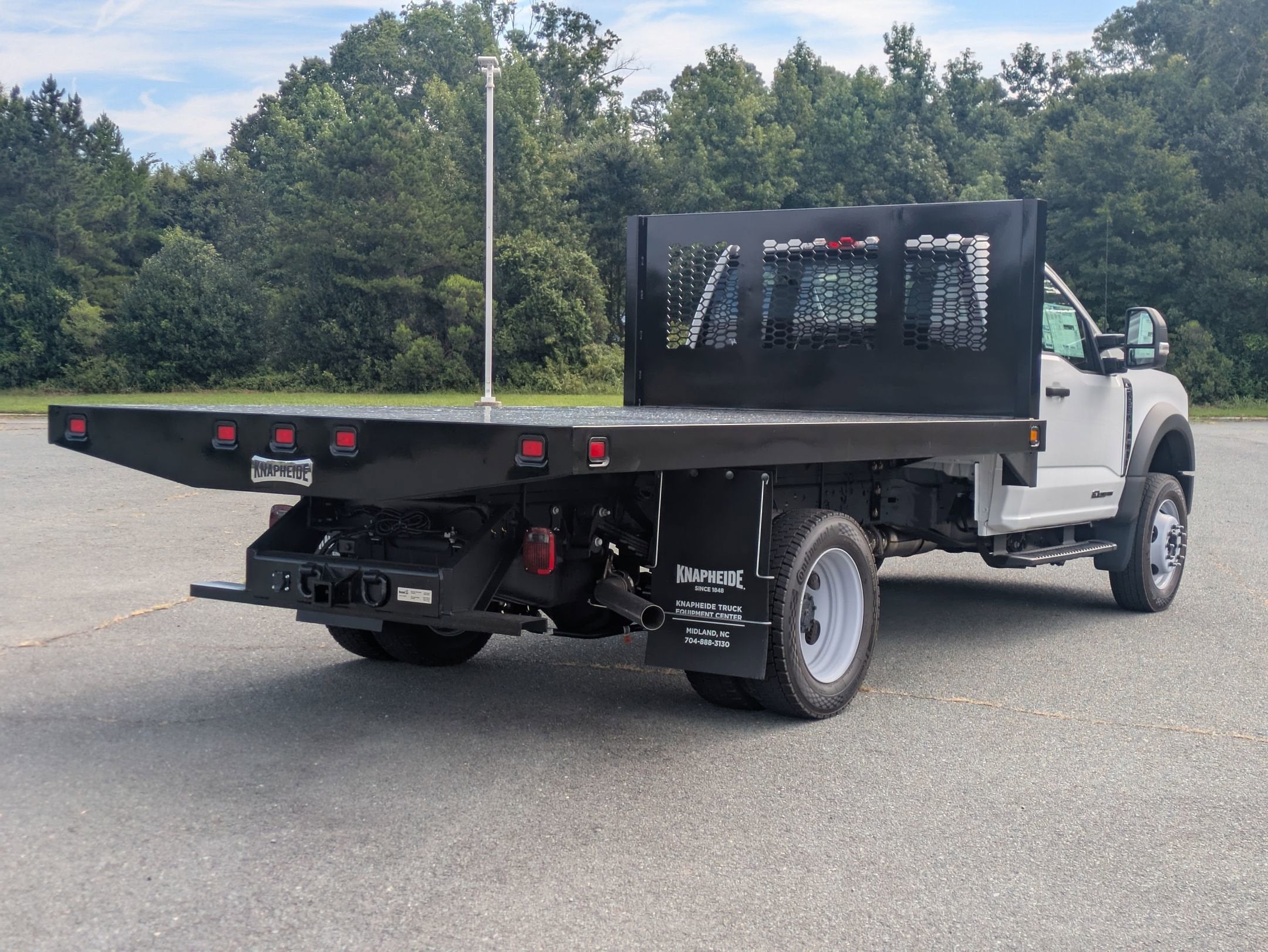 2025 Ford Super Duty F-550 DRW XL