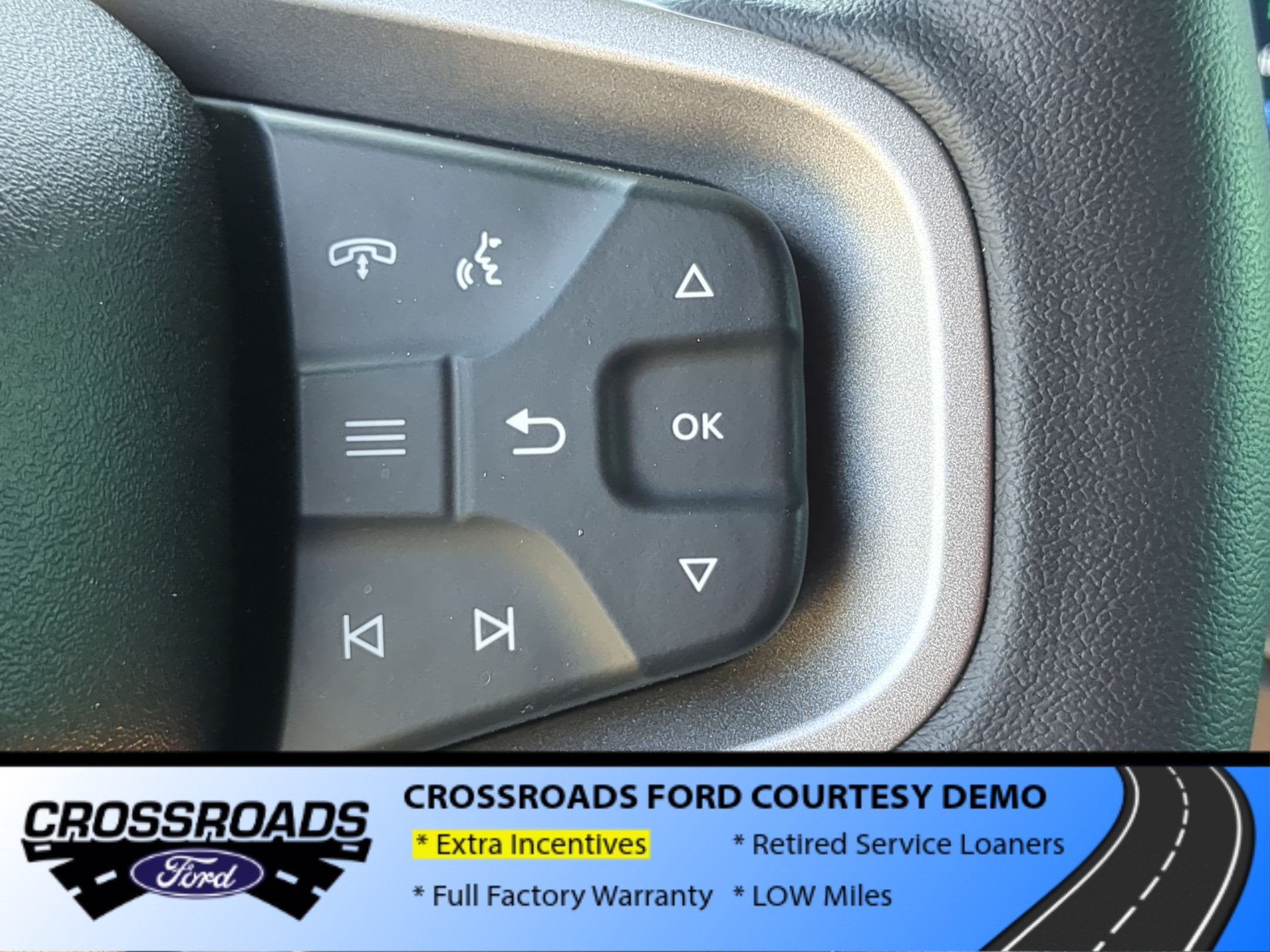 2025 Ford Bronco Outer Banks - Crossroads Courtesy Demo