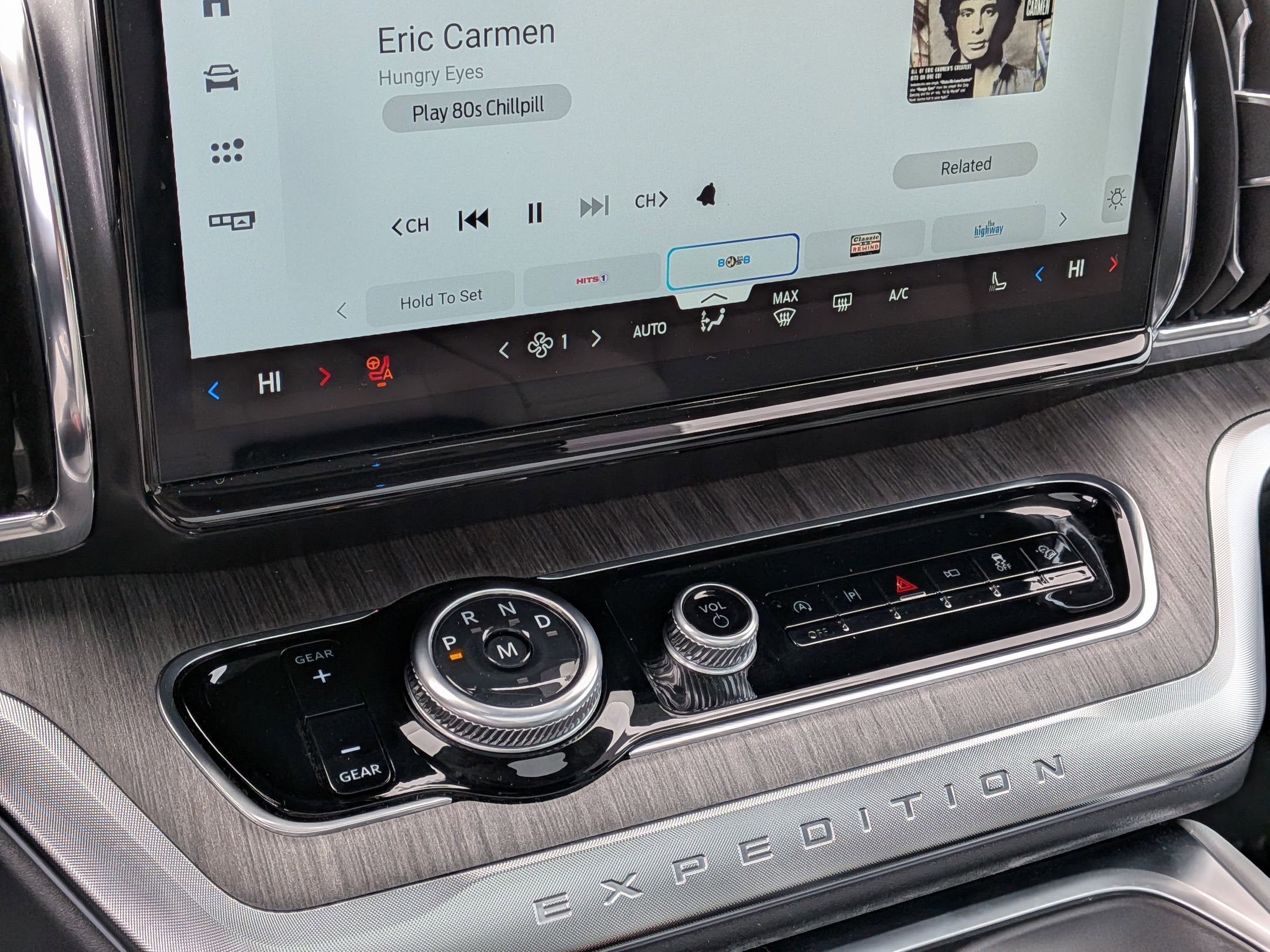 2025 Ford Expedition Max Platinum