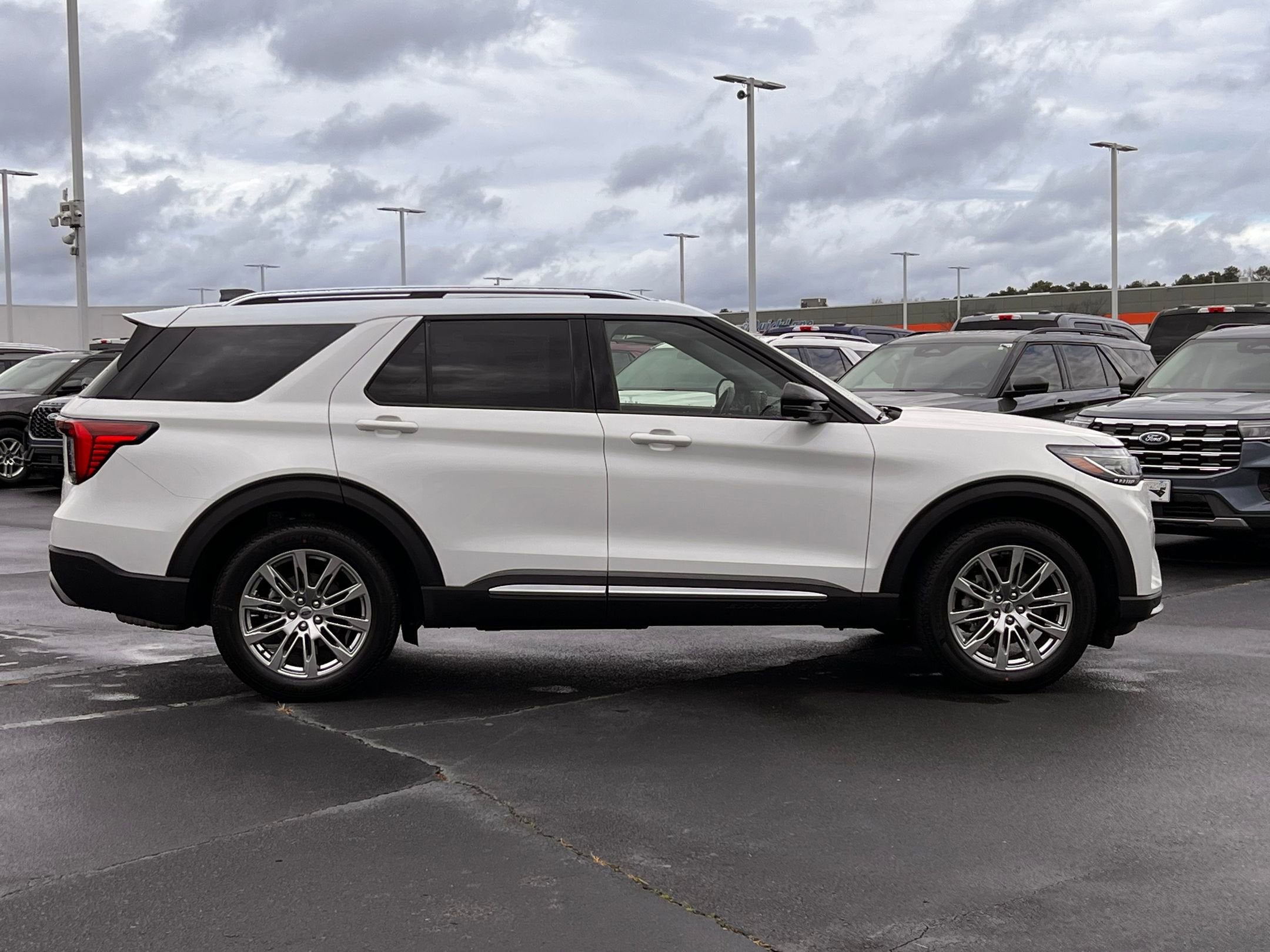 2026 Ford Explorer Platinum