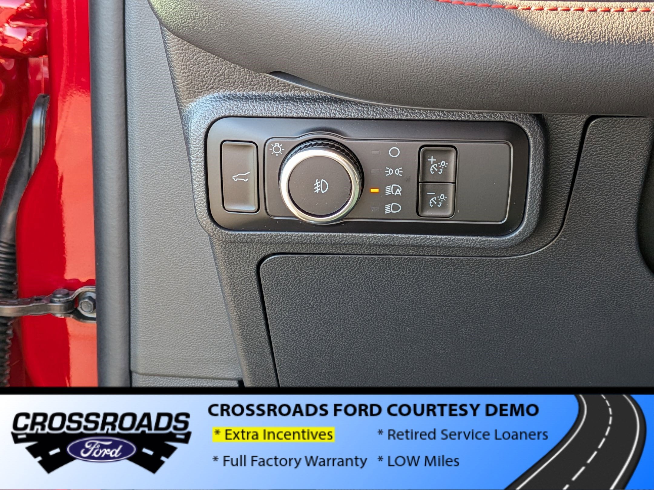 2025 Ford Explorer ST-Line - Crossroads Courtesy Demo