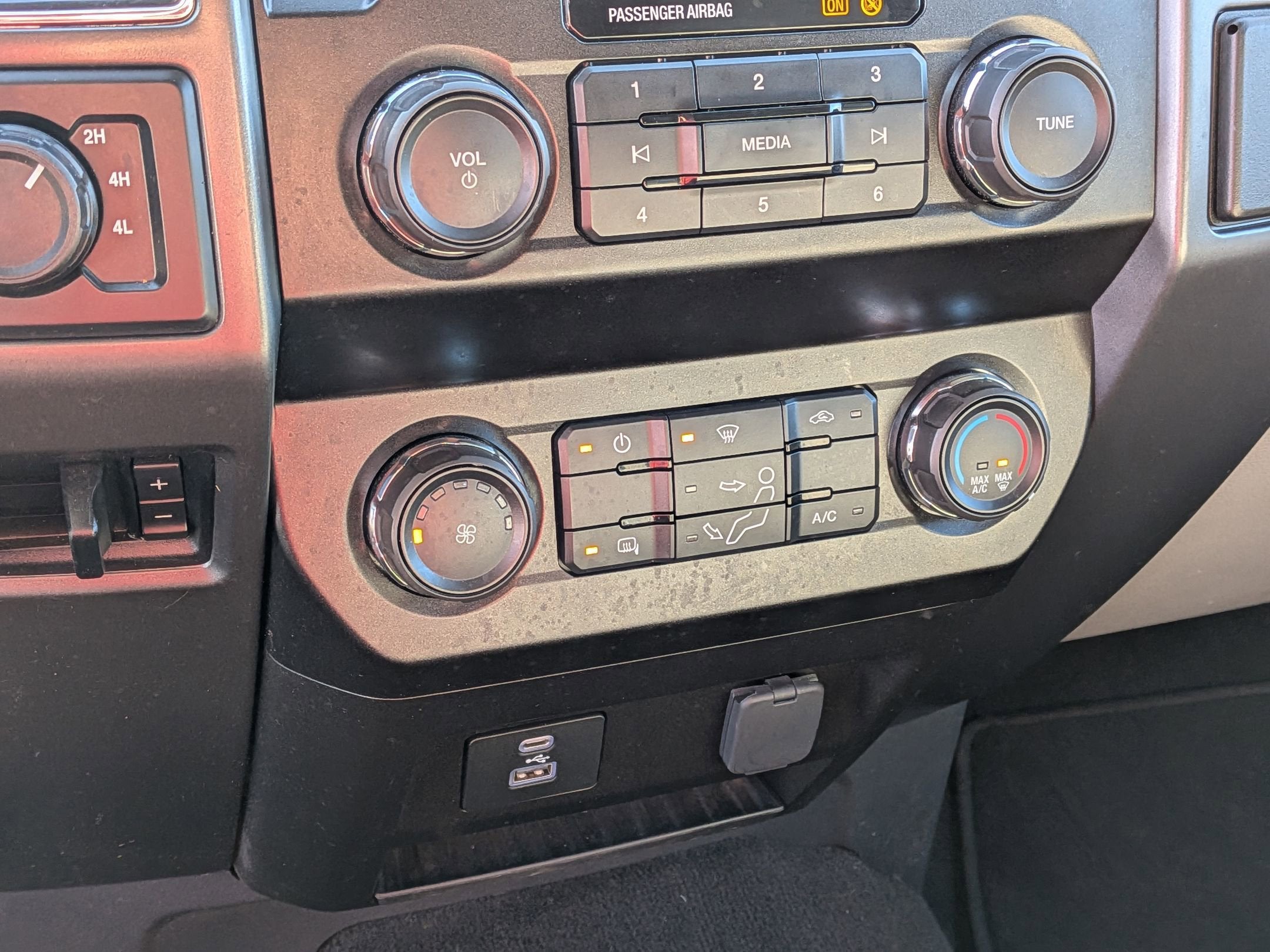 2022 Ford Super Duty F-250 SRW XLT