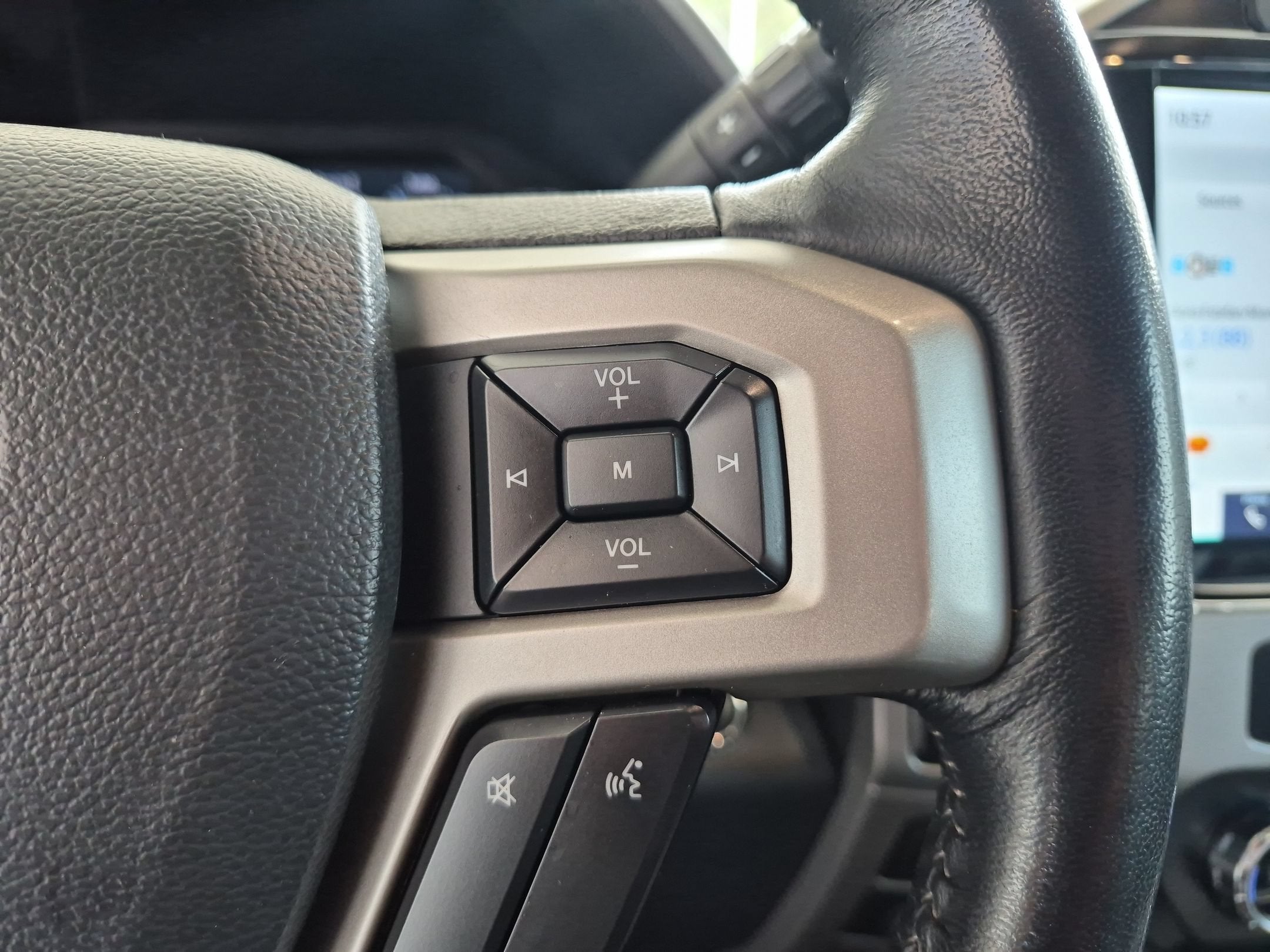 2022 Ford Super Duty F-250 SRW LARIAT