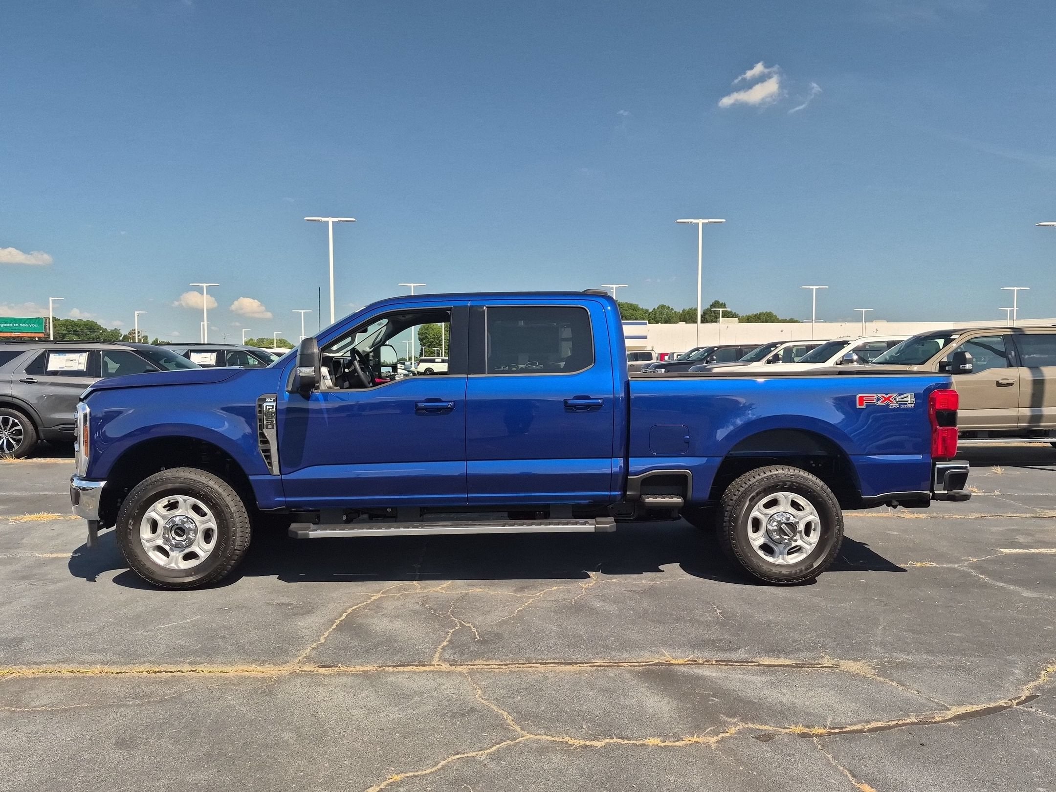 2026 Ford Super Duty F-250 SRW XLT
