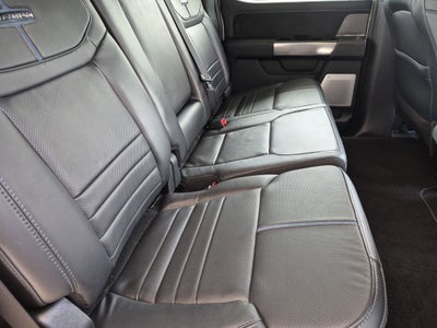 2025 Ford Super Duty F-350 DRW Platinum