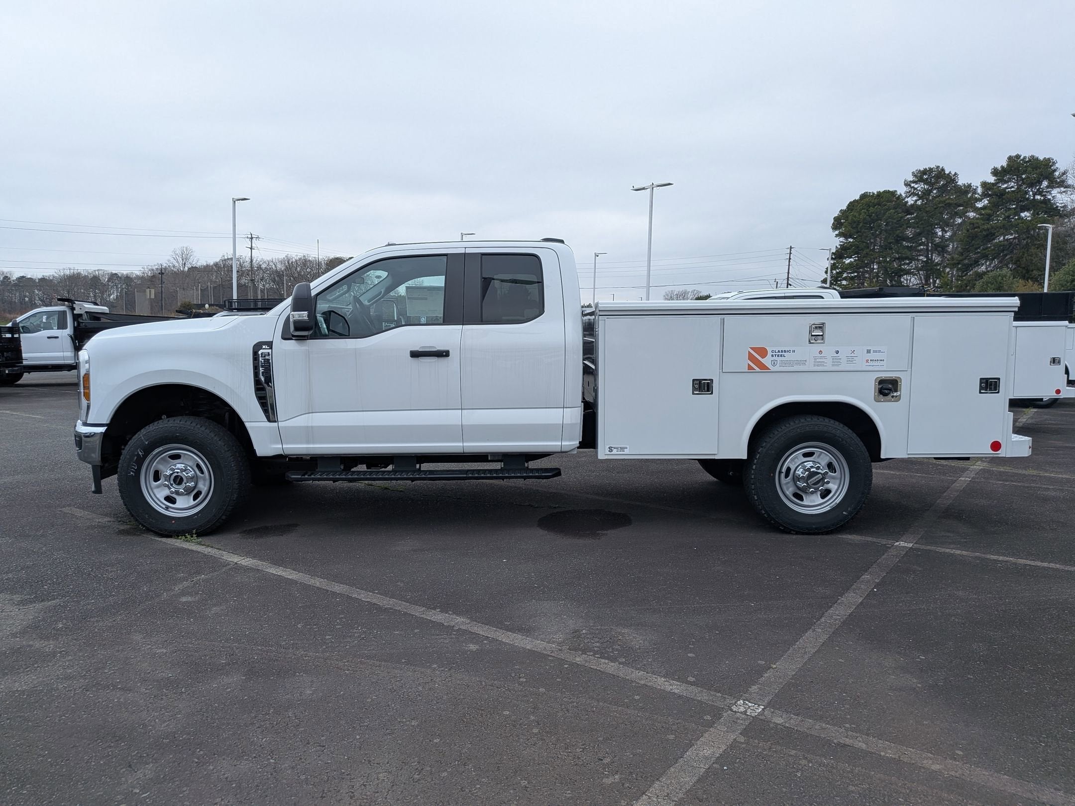2026 Ford Super Duty F-350 DRW XL