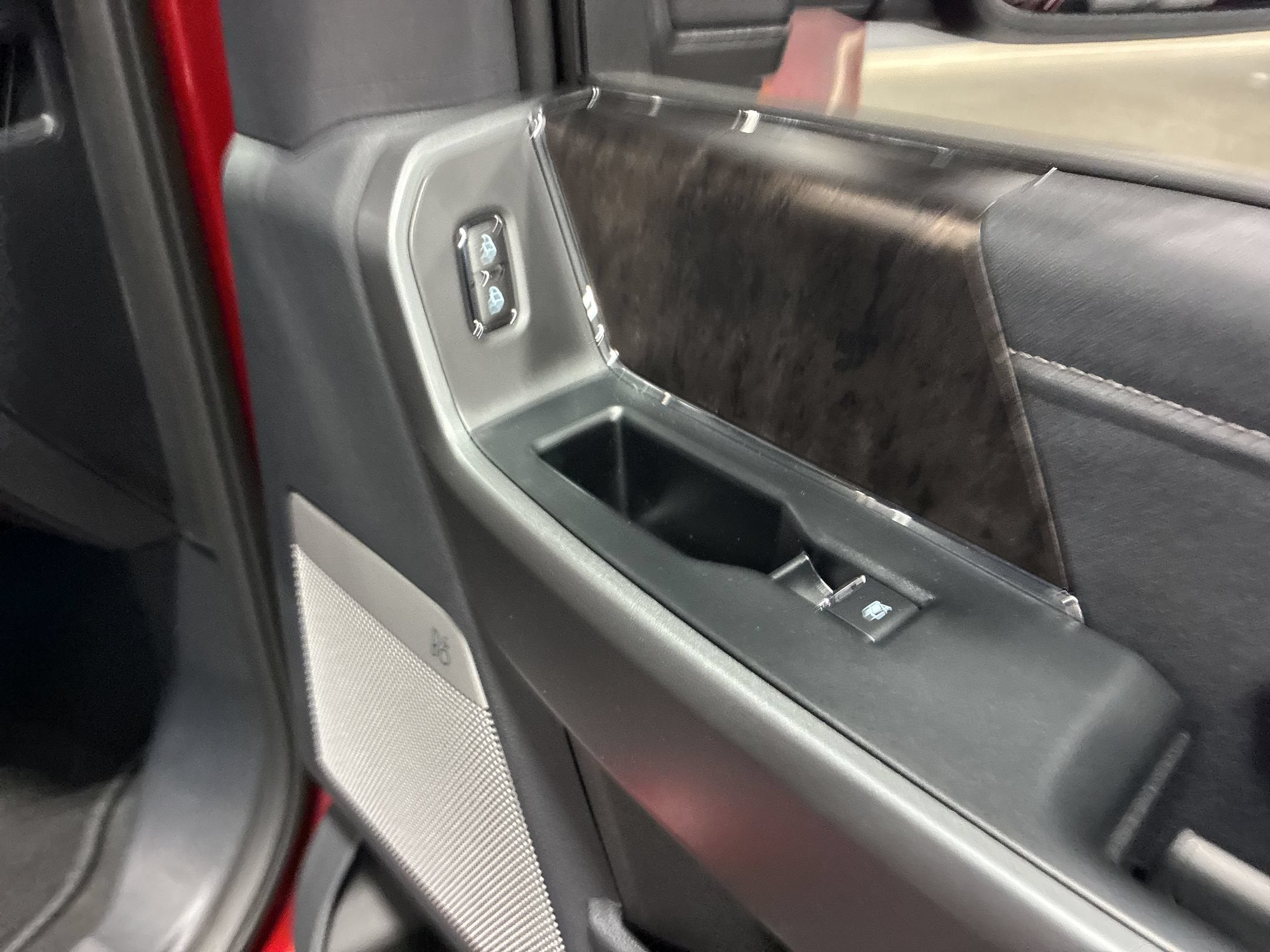 2026 Ford Super Duty F-350 DRW LARIAT
