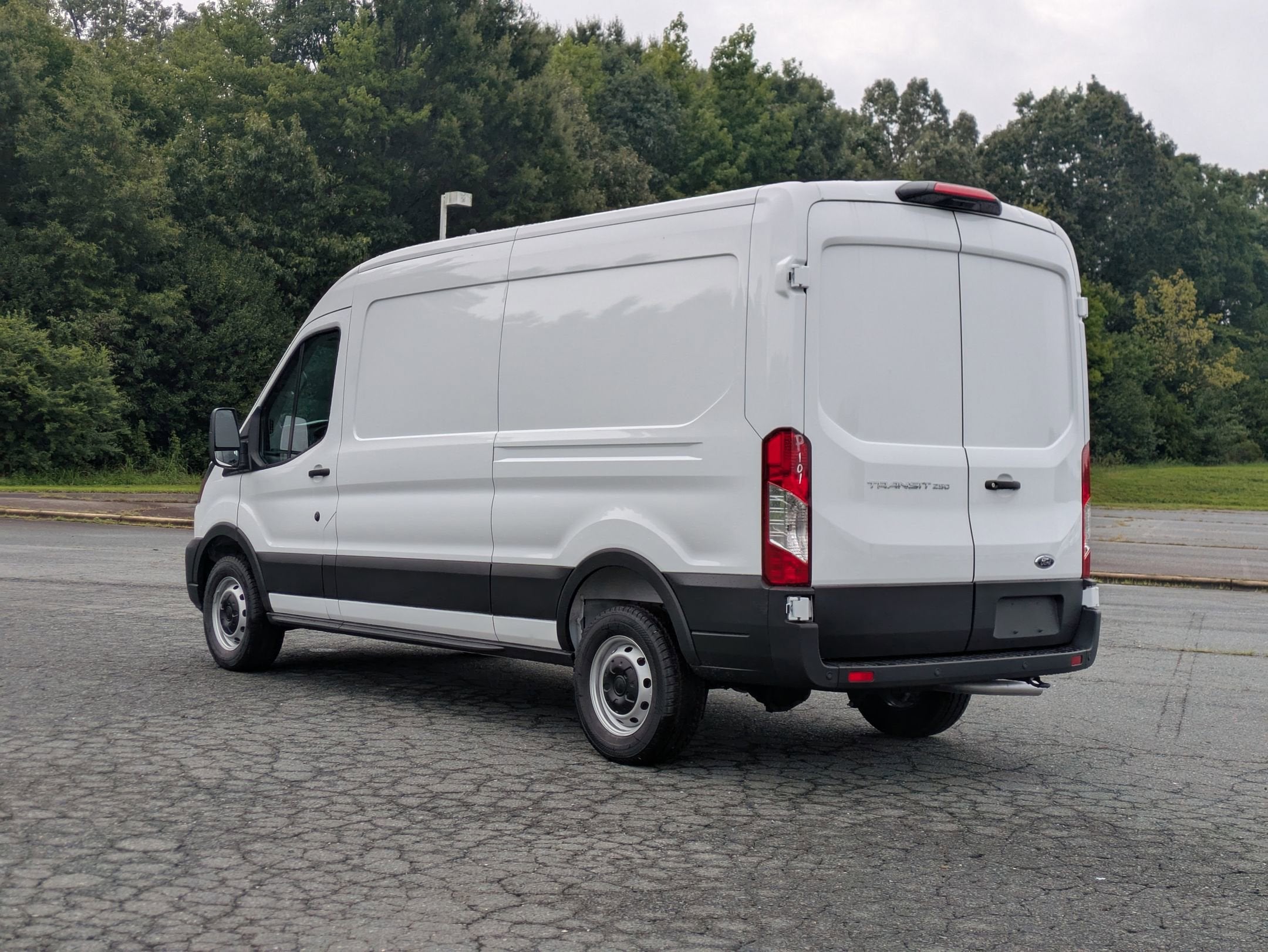 2025 Ford Transit Cargo Van Base