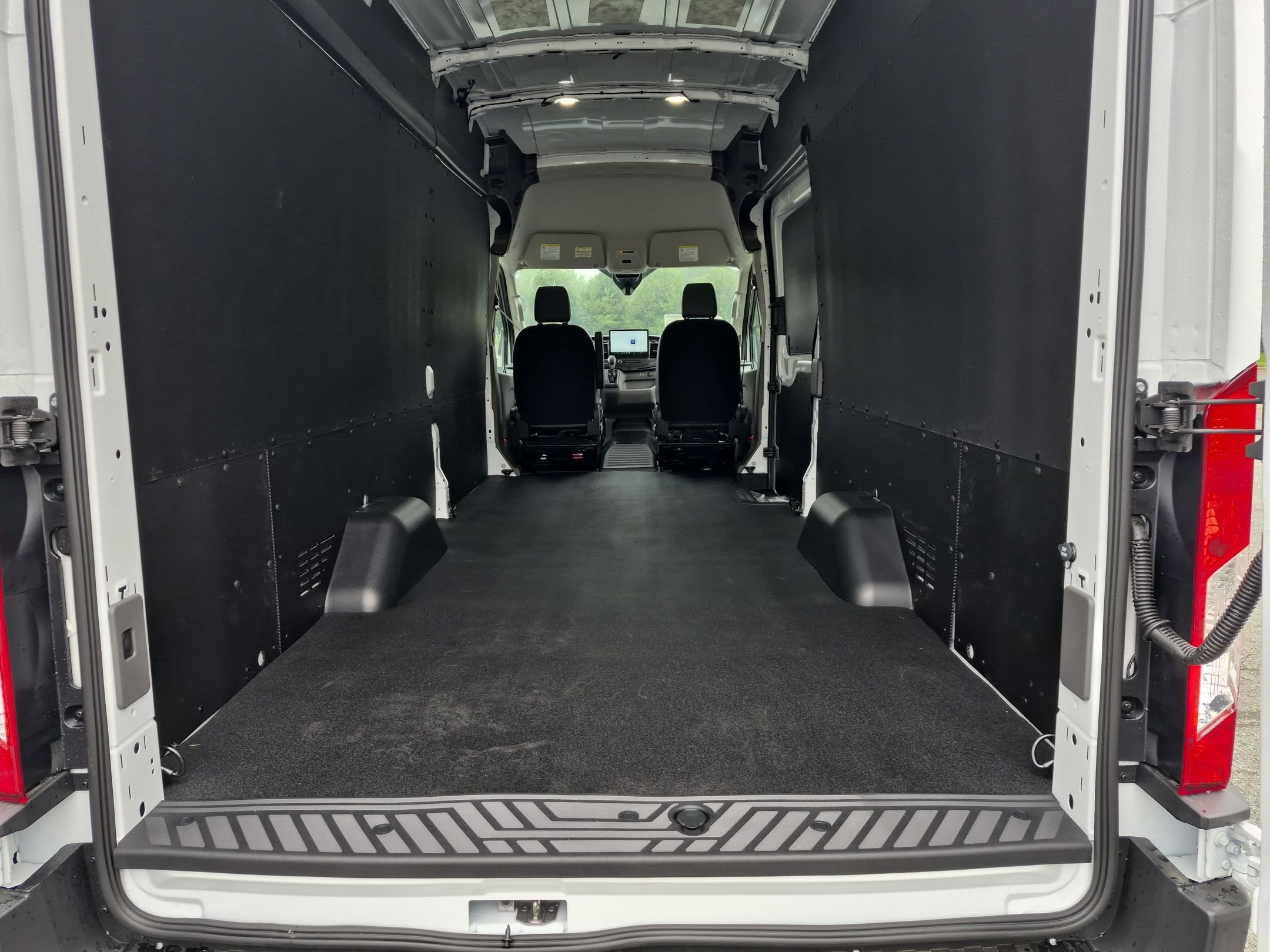 2026 Ford Transit Cargo Van Base