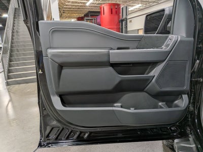 2025 Ford F-150 XLT - 6" lift custom wheels,Leather