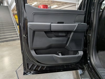 2025 Ford F-150 XLT - 6" lift custom wheels,Leather