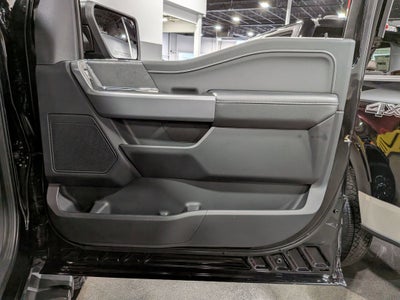 2025 Ford F-150 XLT - 6" lift custom wheels,Leather