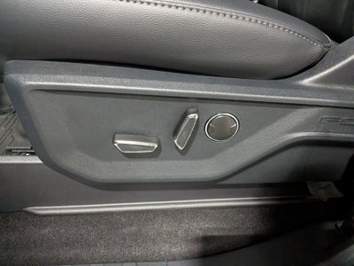 2025 Ford F-150 LARIAT Dark Trail