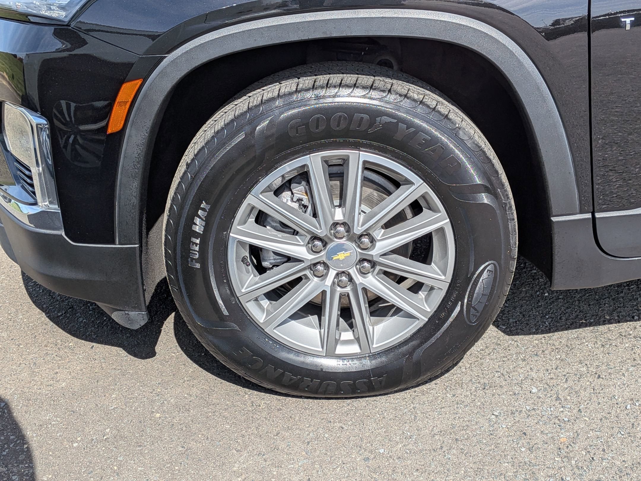 2022 Chevrolet Traverse LT Leather