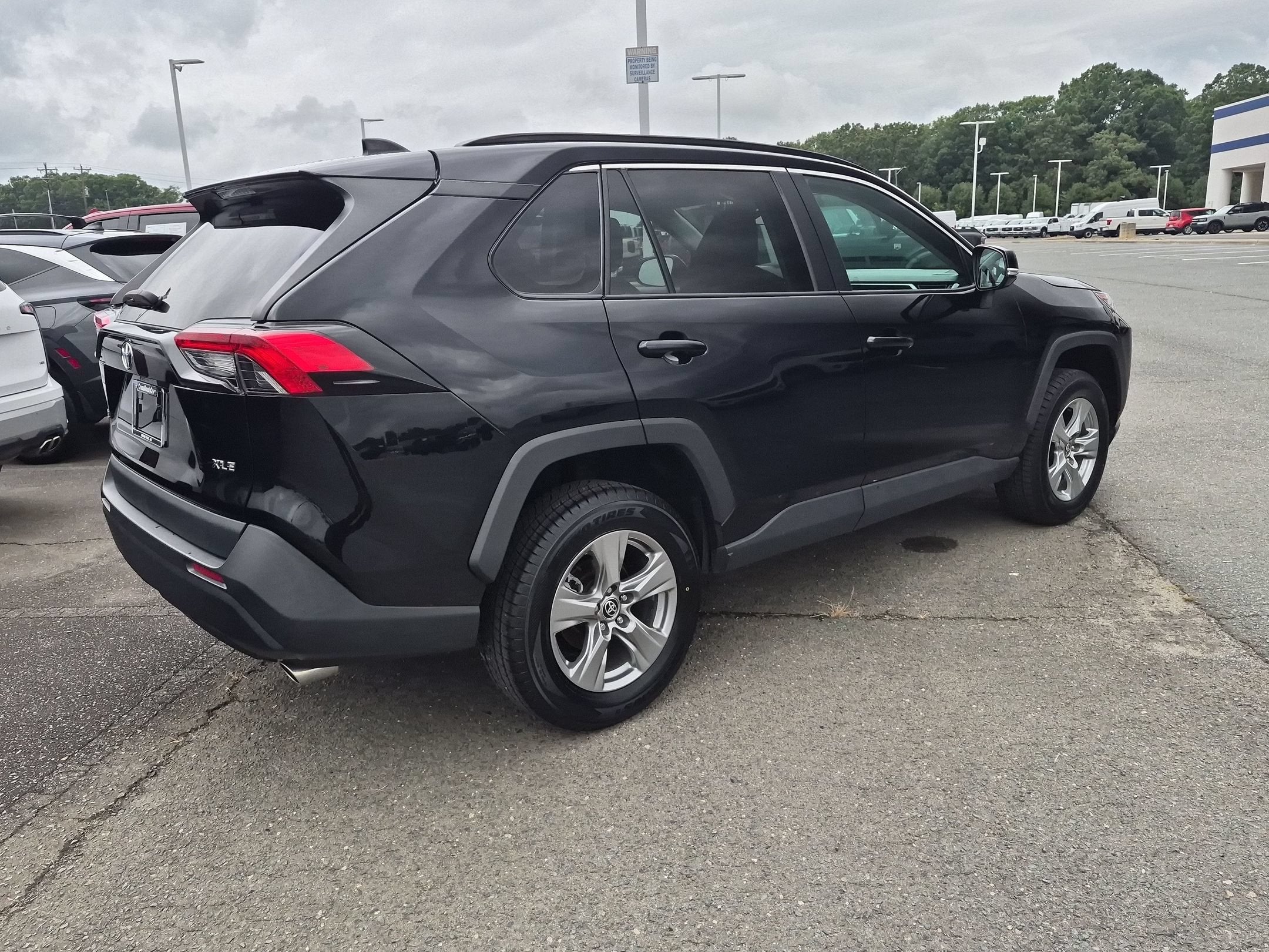 2023 Toyota RAV4 XLE