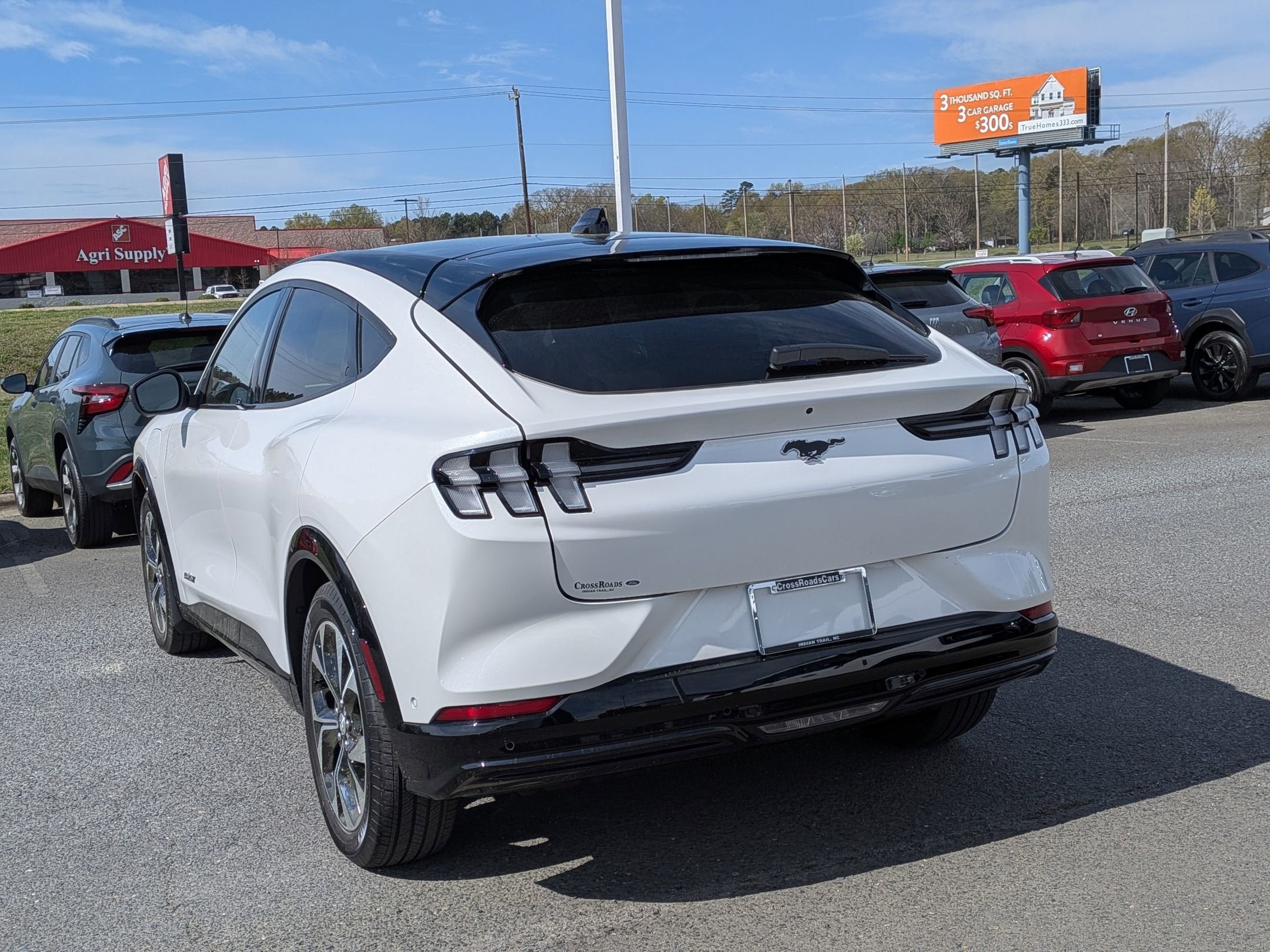 2022 Ford Mustang Mach-E Premium