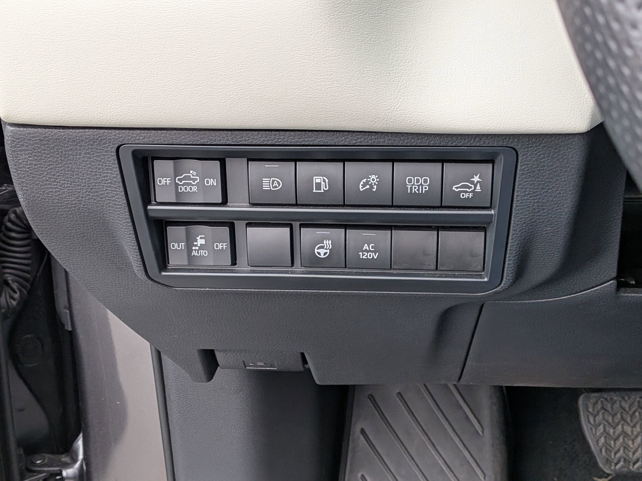 2023 Toyota Tundra 4WD Capstone Hybrid