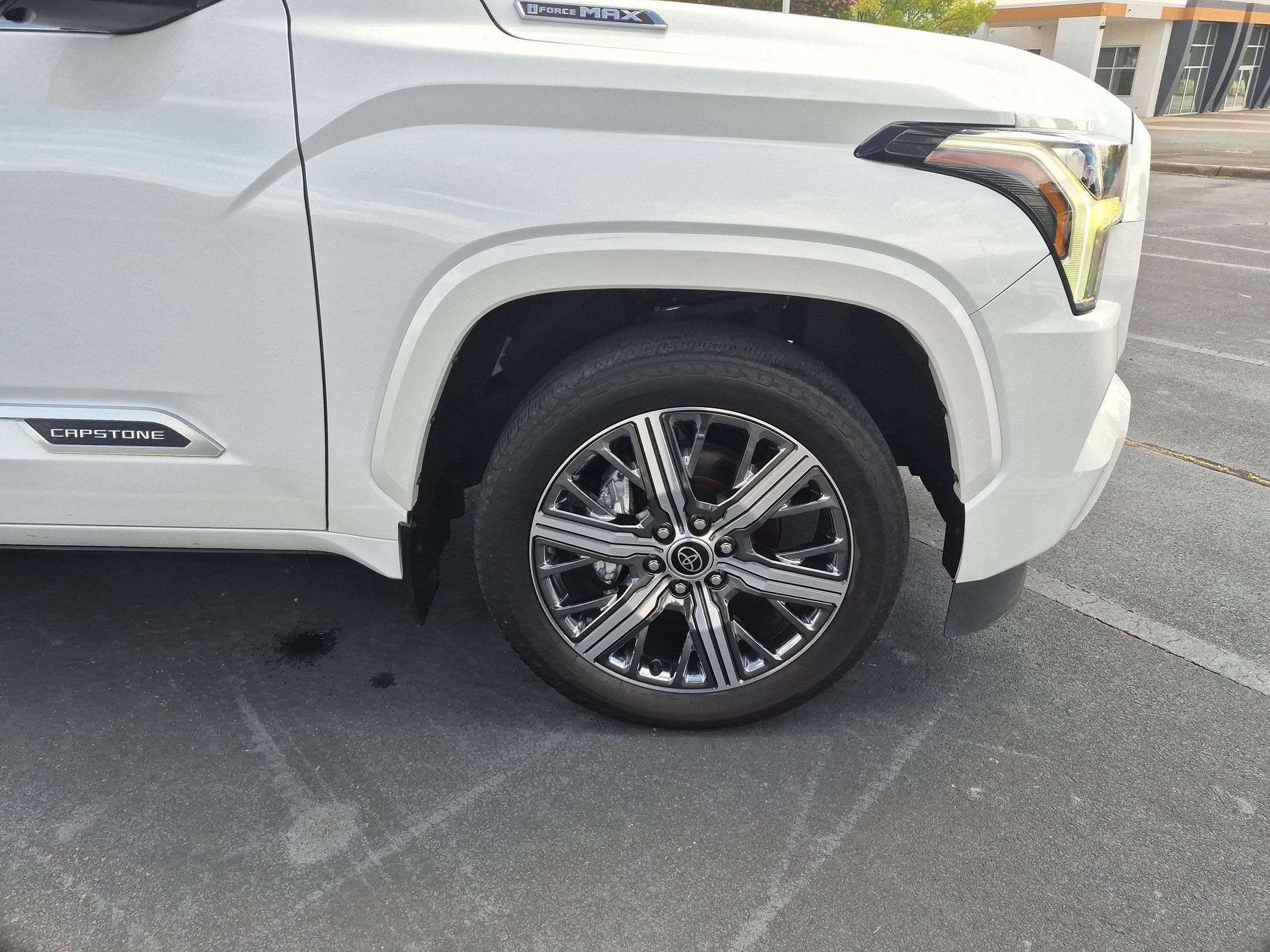 2024 Toyota Sequoia Capstone