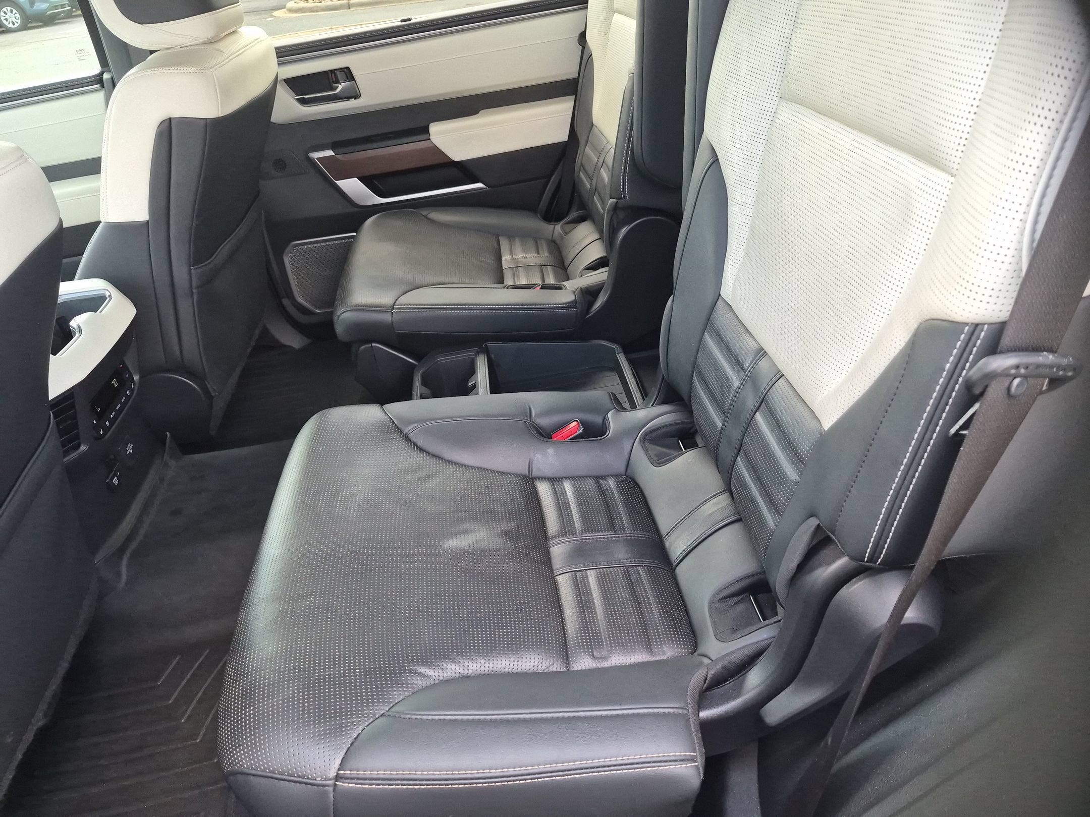 2024 Toyota Sequoia Capstone
