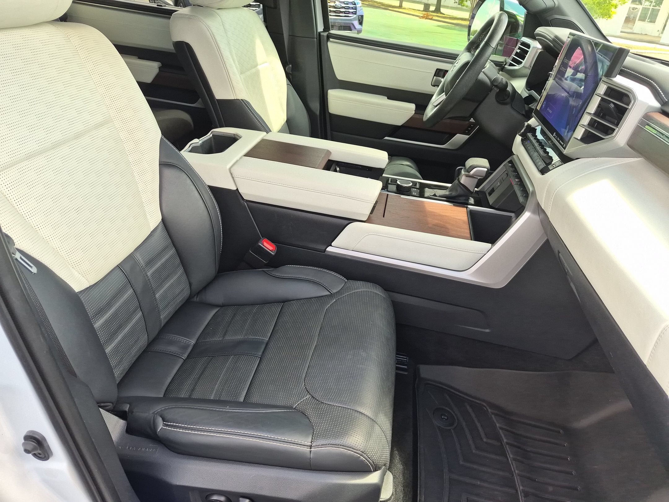 2024 Toyota Sequoia Capstone