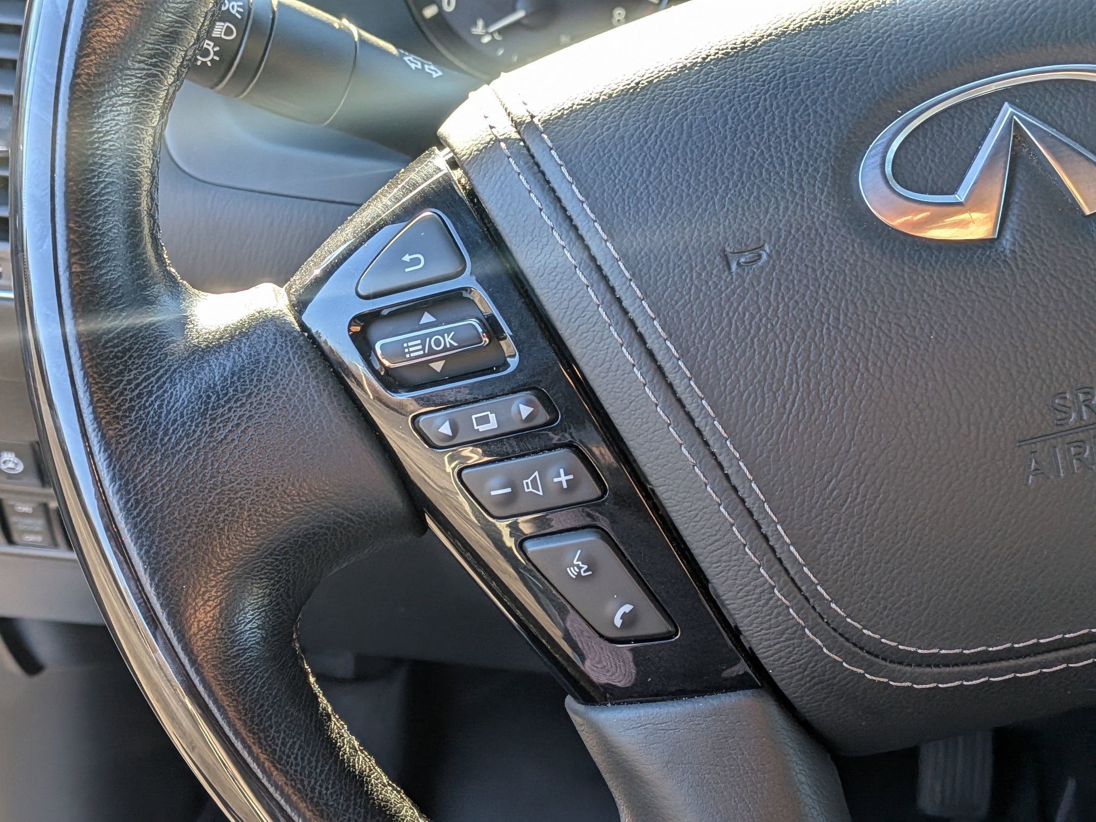 2021 INFINITI QX80 SENSORY