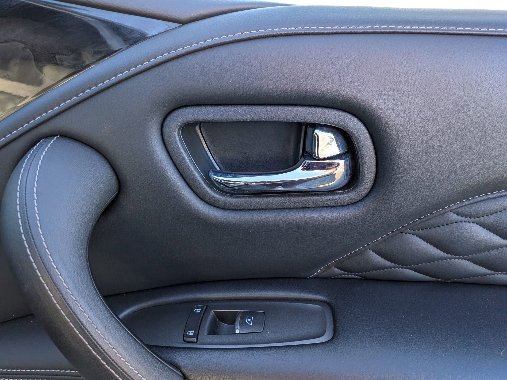 2021 INFINITI QX80 SENSORY