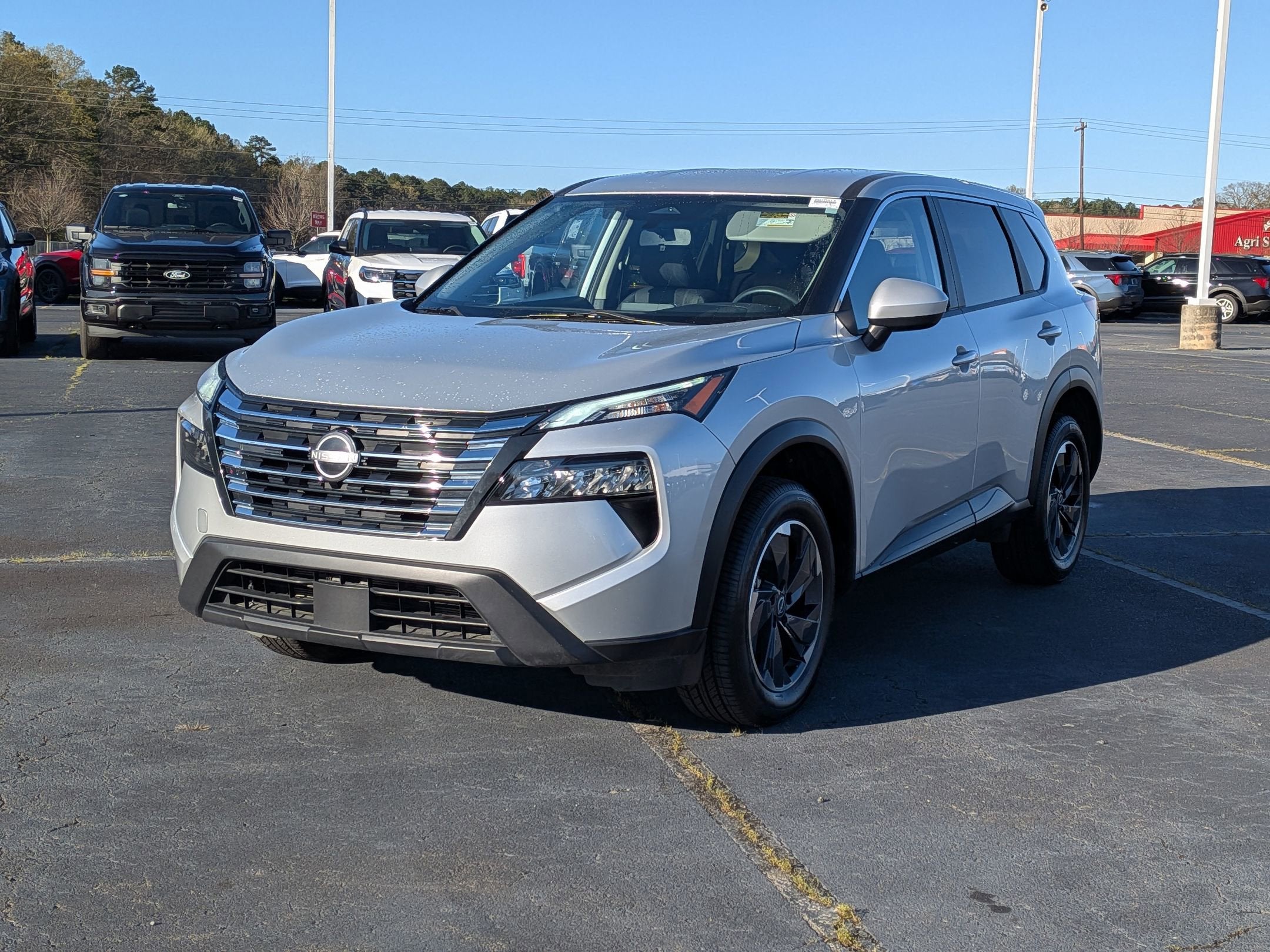 2024 Nissan Rogue SV