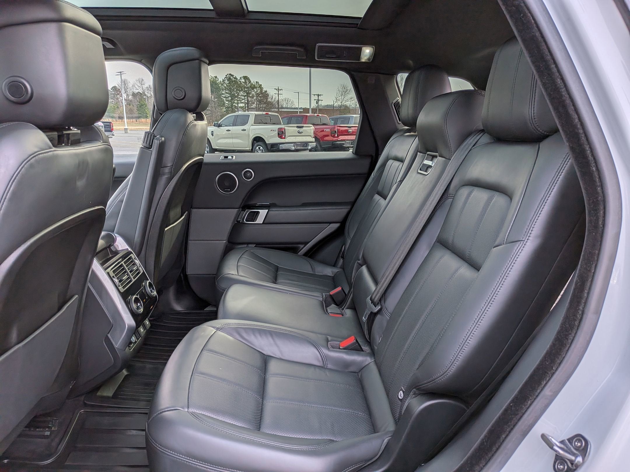 2021 Land Rover Range Rover Sport HSE Silver Edition