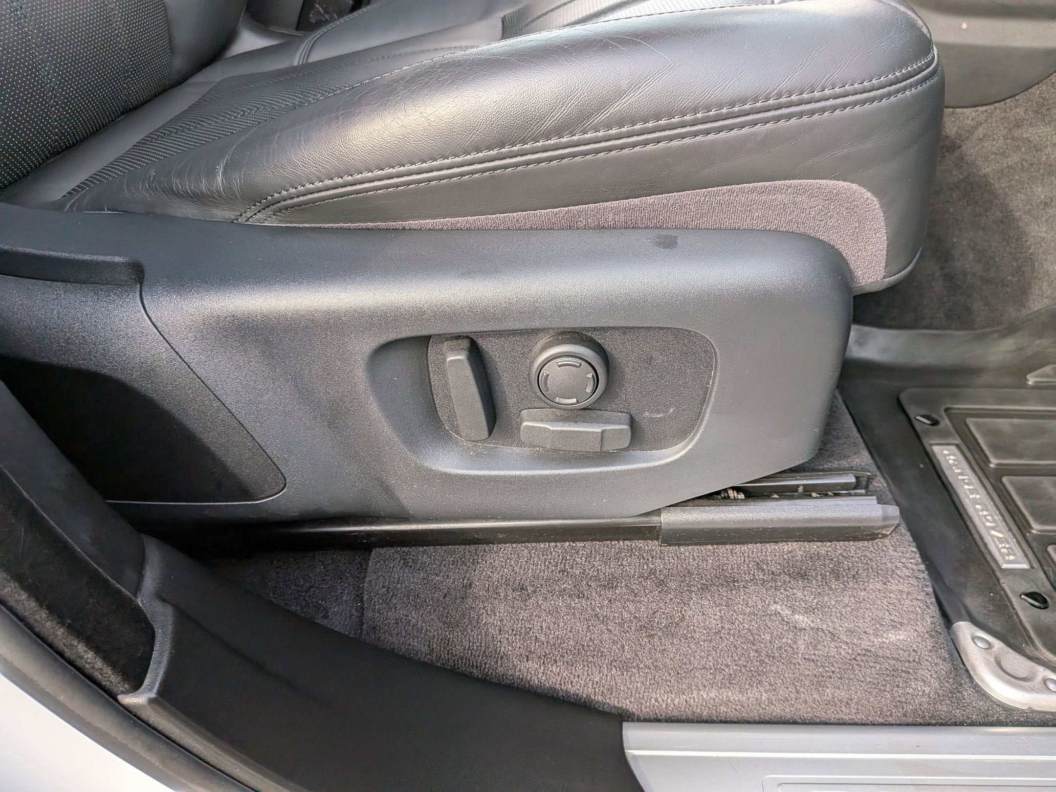 2021 Land Rover Range Rover Sport HSE Silver Edition