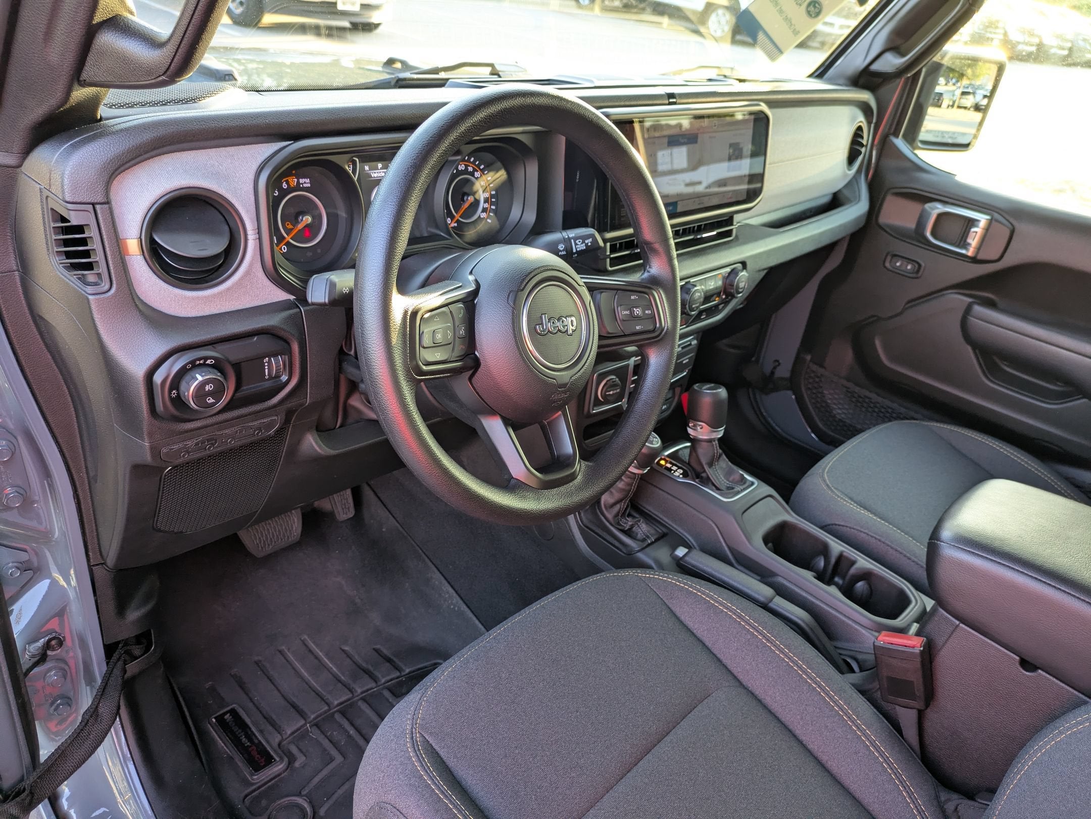 Photo 12