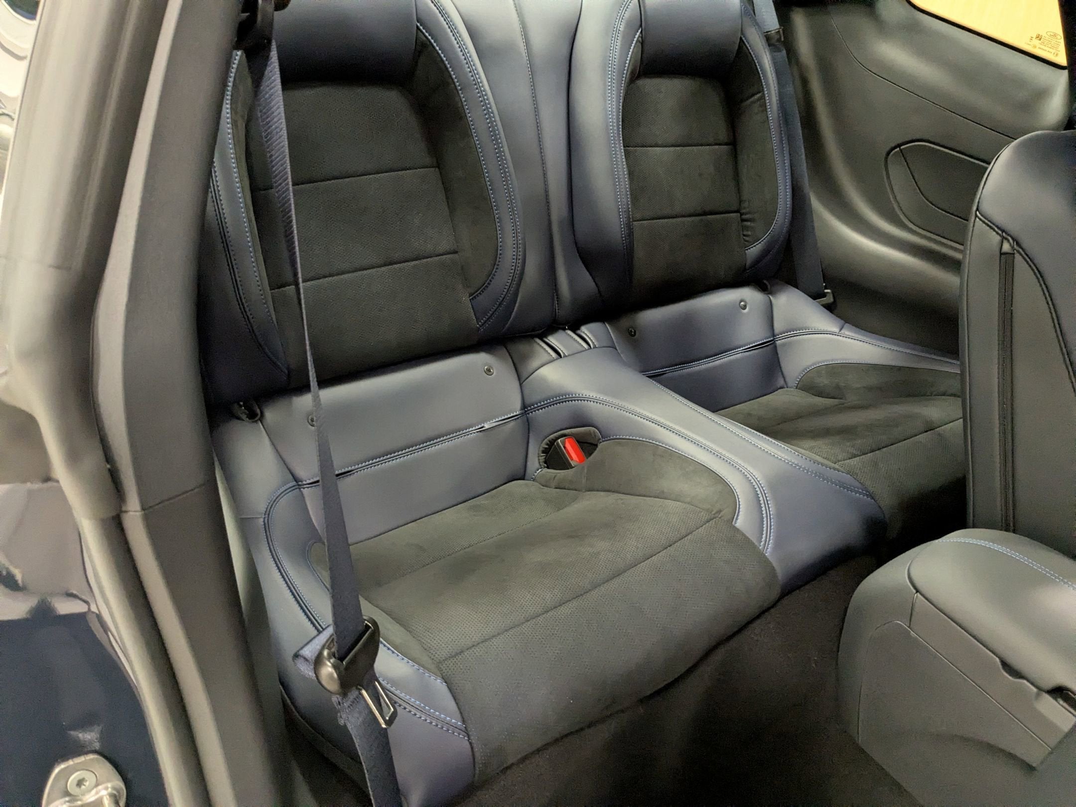 2025 Ford Mustang Dark Horse